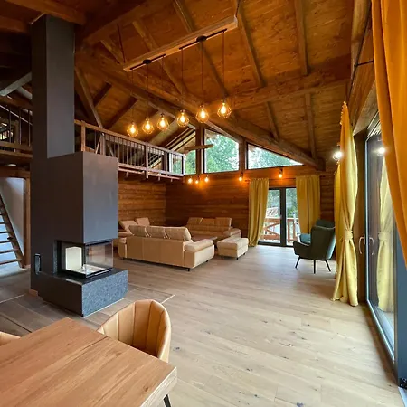 George Chalet Zázrivá