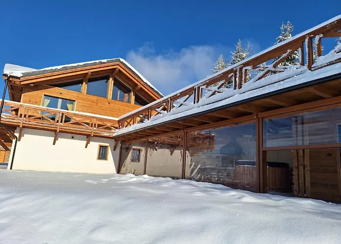 George Chalet Zázrivá